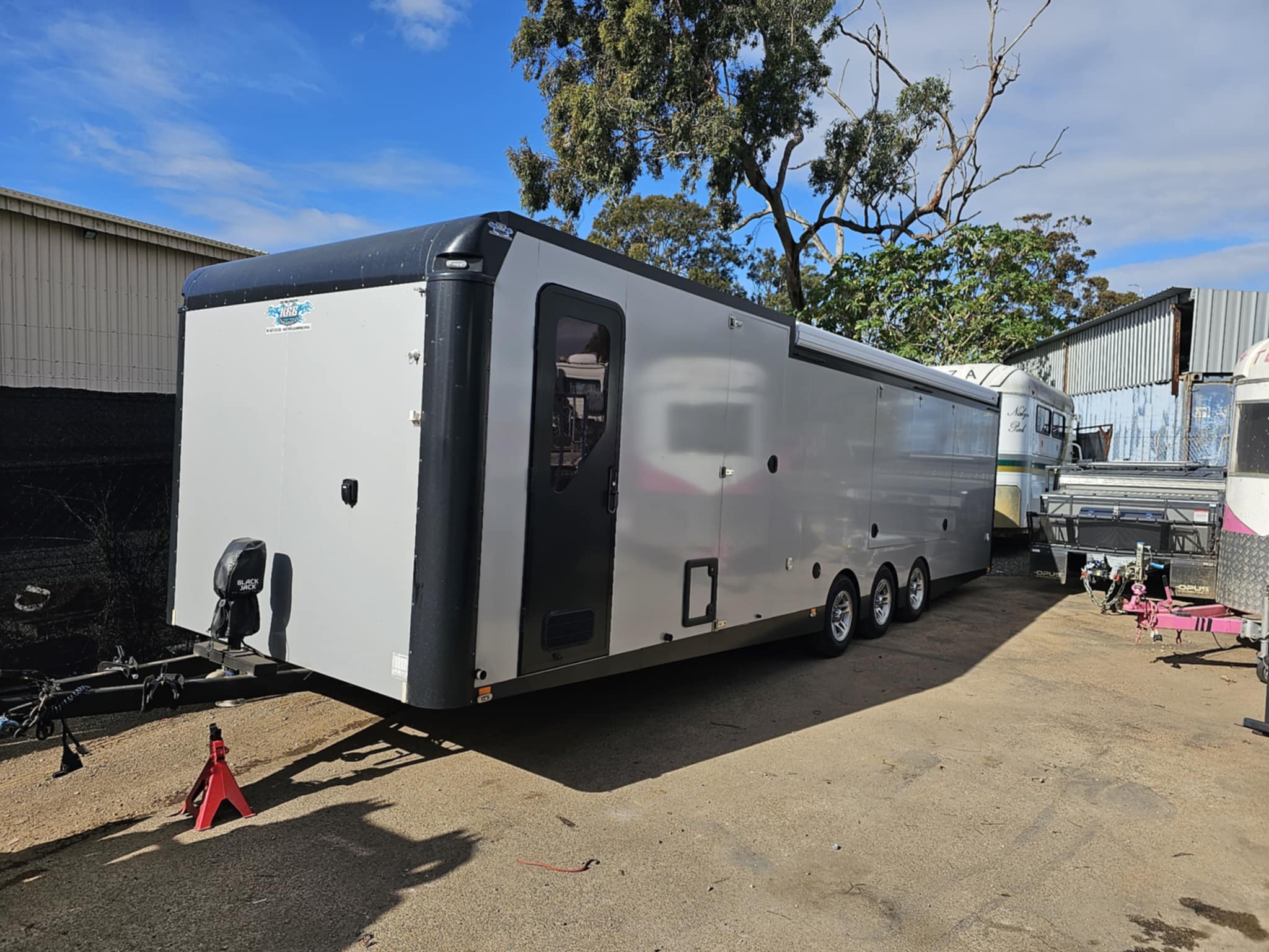 Pricey Tri